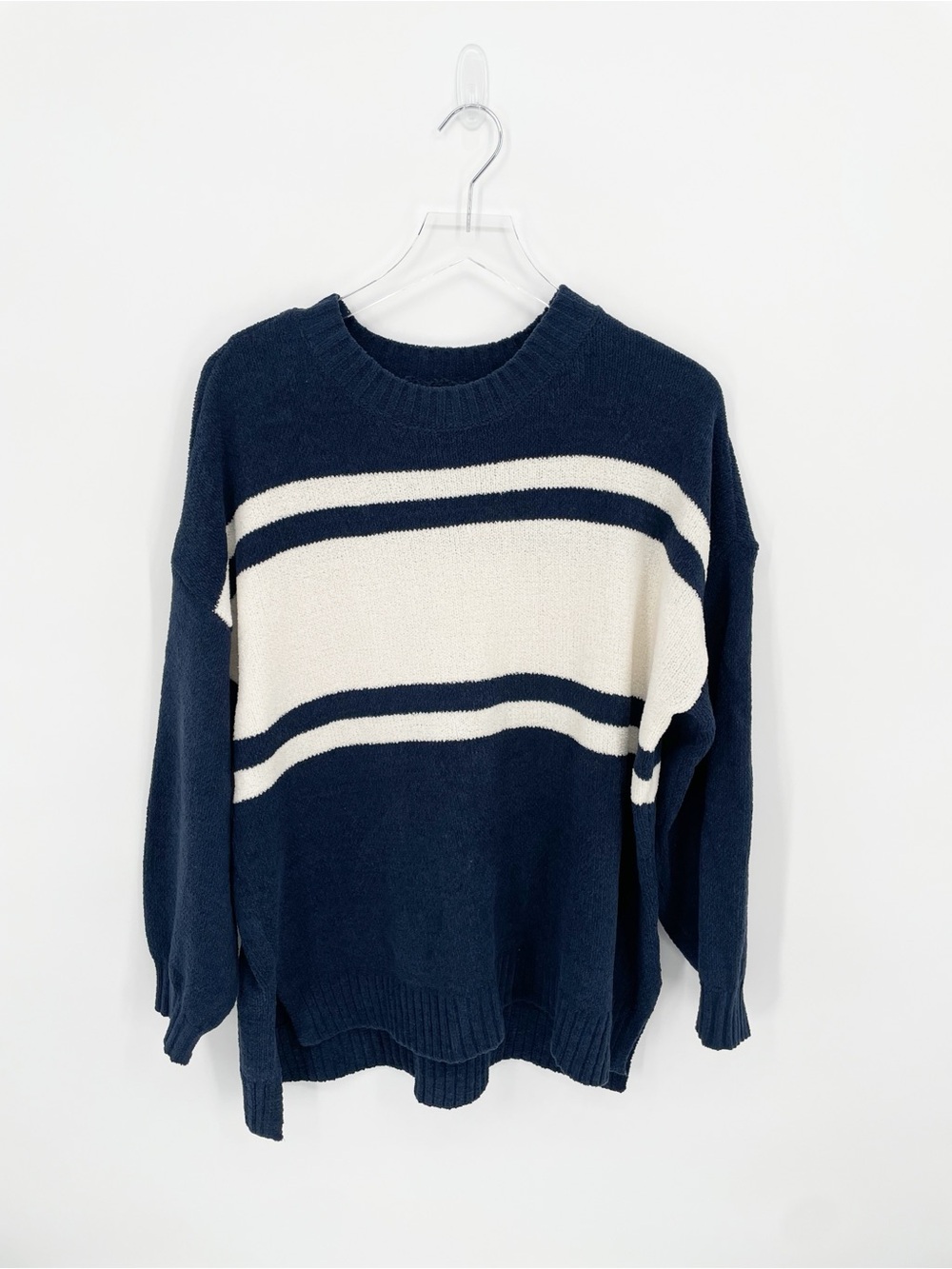 American Eagle Navy Chenille Sweater